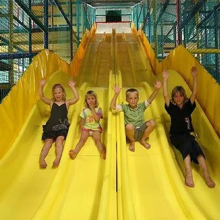 Type B Comfort 4 Persoons Chalet Resort *